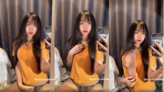 คลิปหลุดโอลี่แฟน alicejungxx xxx ตั้งกล่องเล่นเสียว ต่อด้วยมาครางเสียวเสียงอย่างเด็ด เห็นหีทั้งหมด ตัวเต็มๆ แอปสีเหลือง ต่อด้วยมาโม๊คควยปลอมอย่างเด็ด ต่อด้วยมานวดนมอย่างแจ่ม ไลฟ์สดเล่นกันอย่างน่าเย็ด